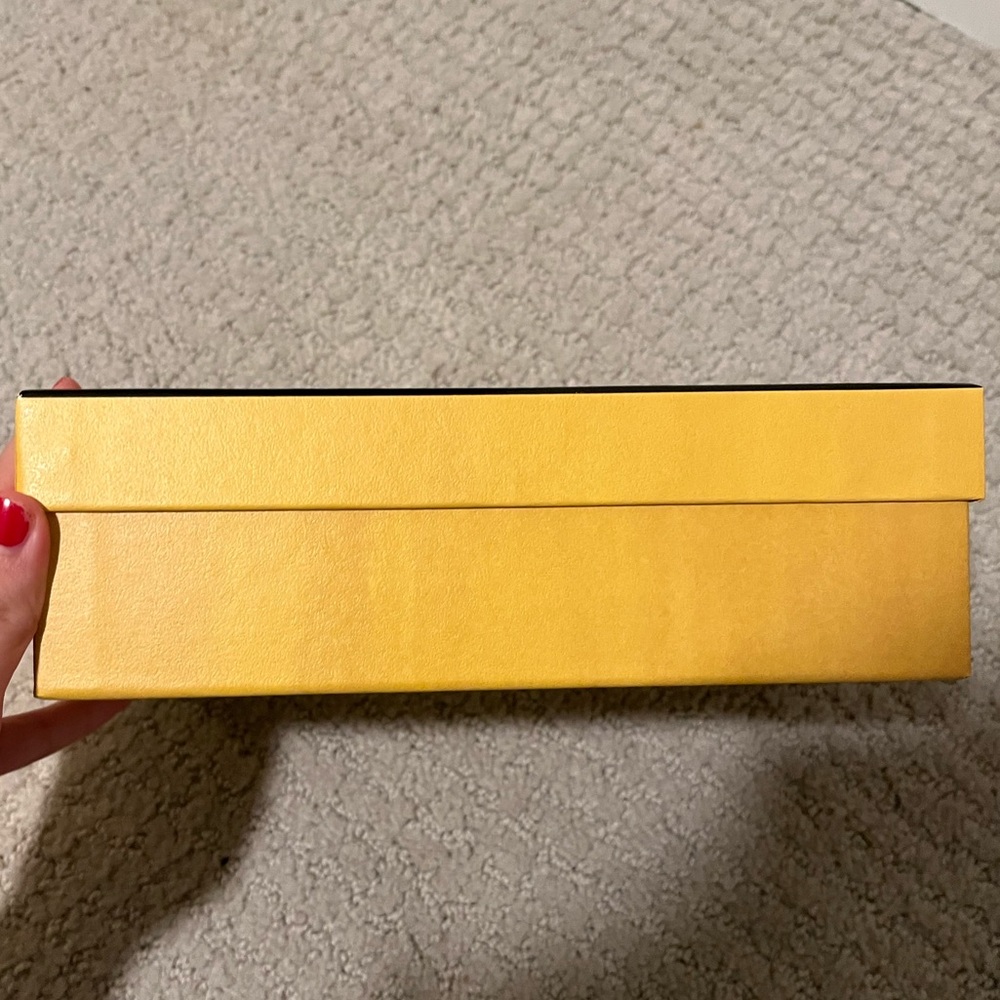 Fendi Box - Picture 2 of 4